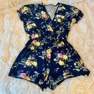 Justify Women’s Floral Navy Blue Yellow Pink Romper Size: Medium